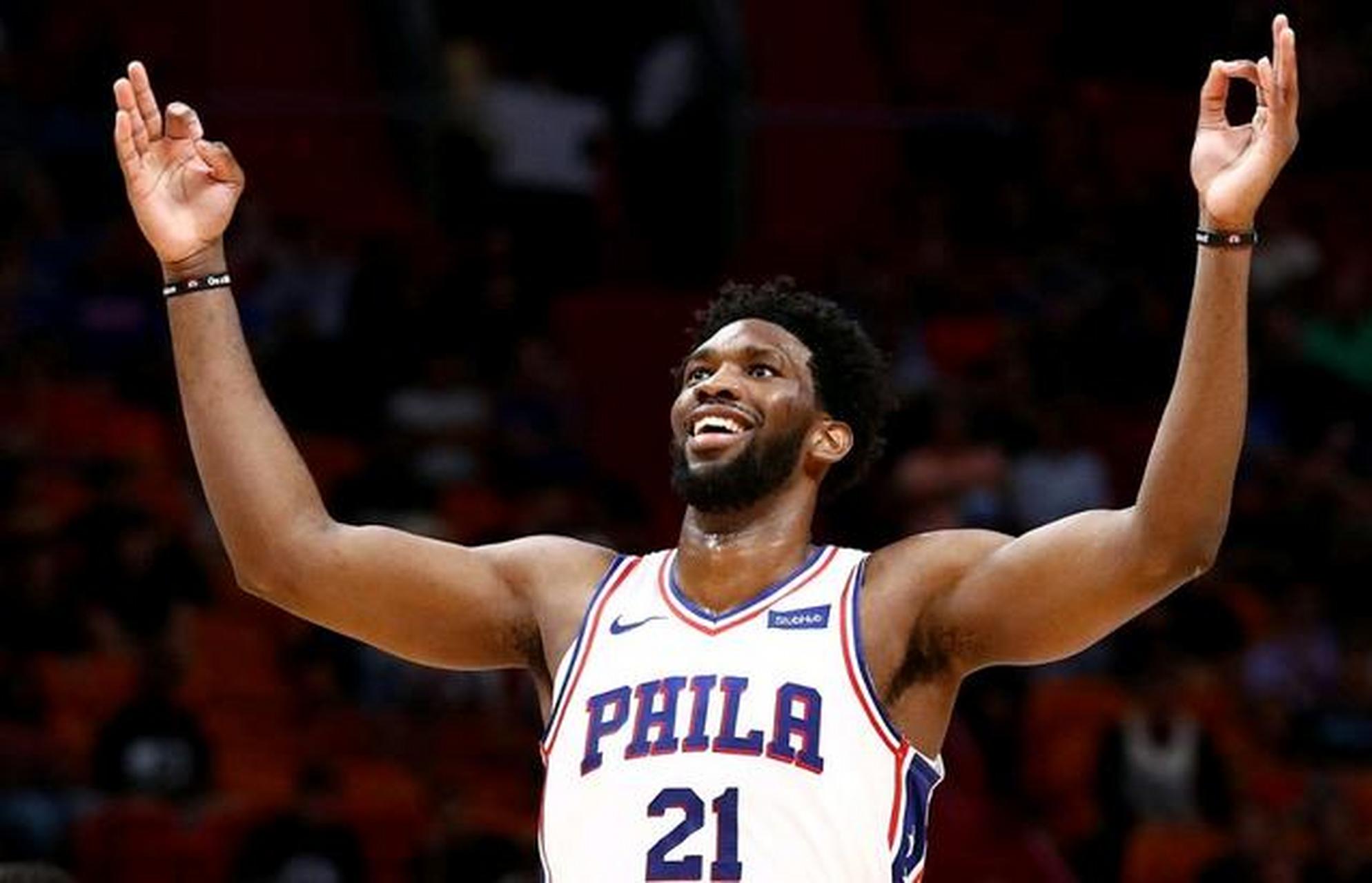 包含TL翻盘德国乒乓球队，恩比德完成史诗逆转强强对话2025世界赛，留下经典瞬间的词条