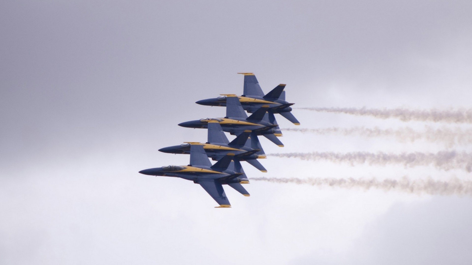 暗夜刺客，当布克收起锋芒，篮网的铁血防守如何碾碎马刺？